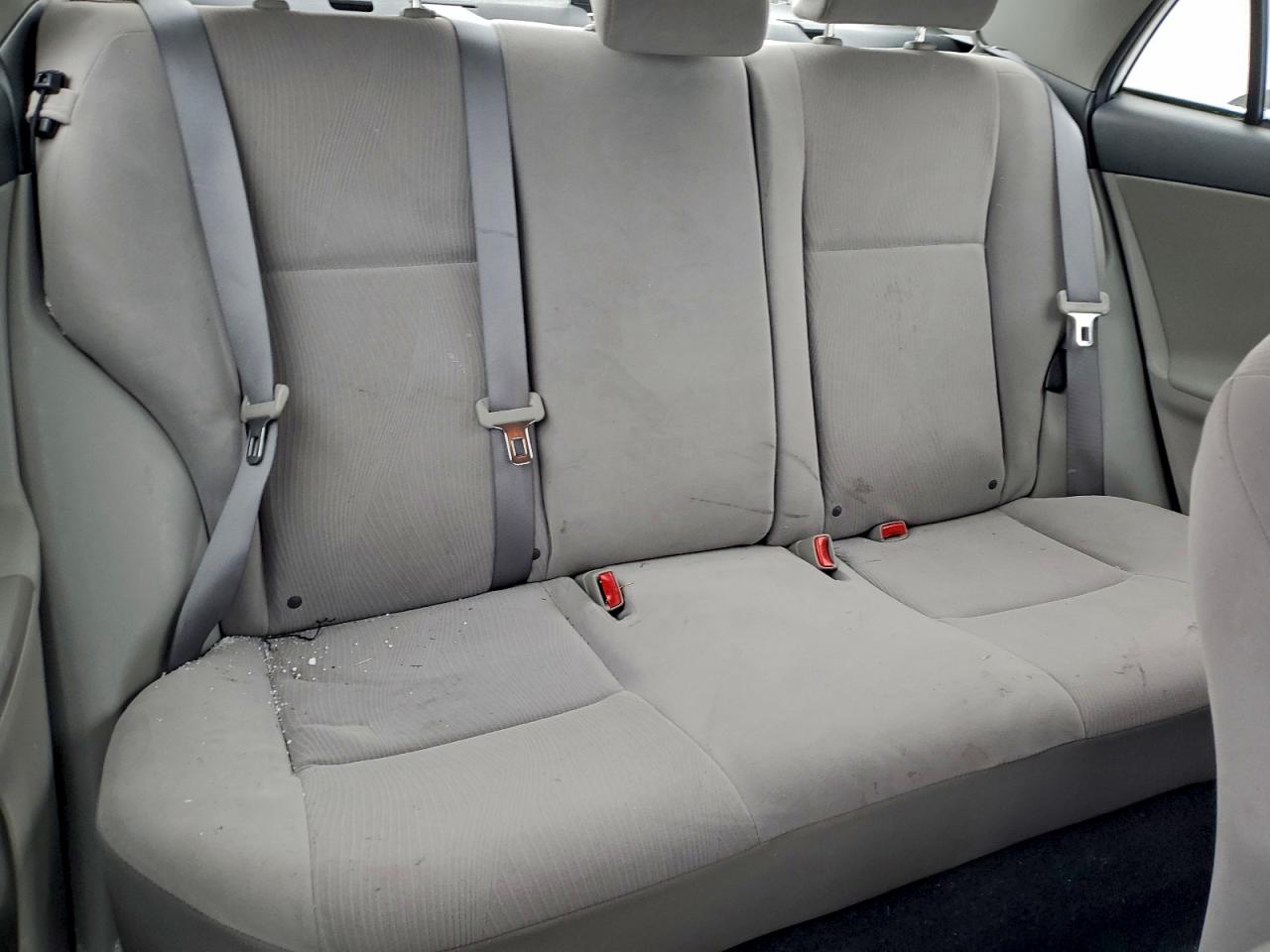 2011 TOYOTA COROLLA BASE photo 10