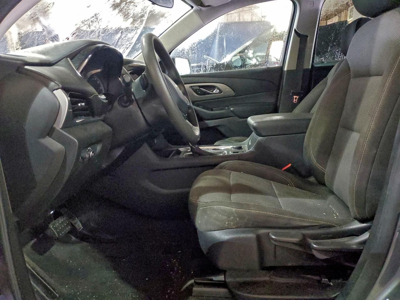 2019 CHEVROLET TRAVERSE LS photo 7