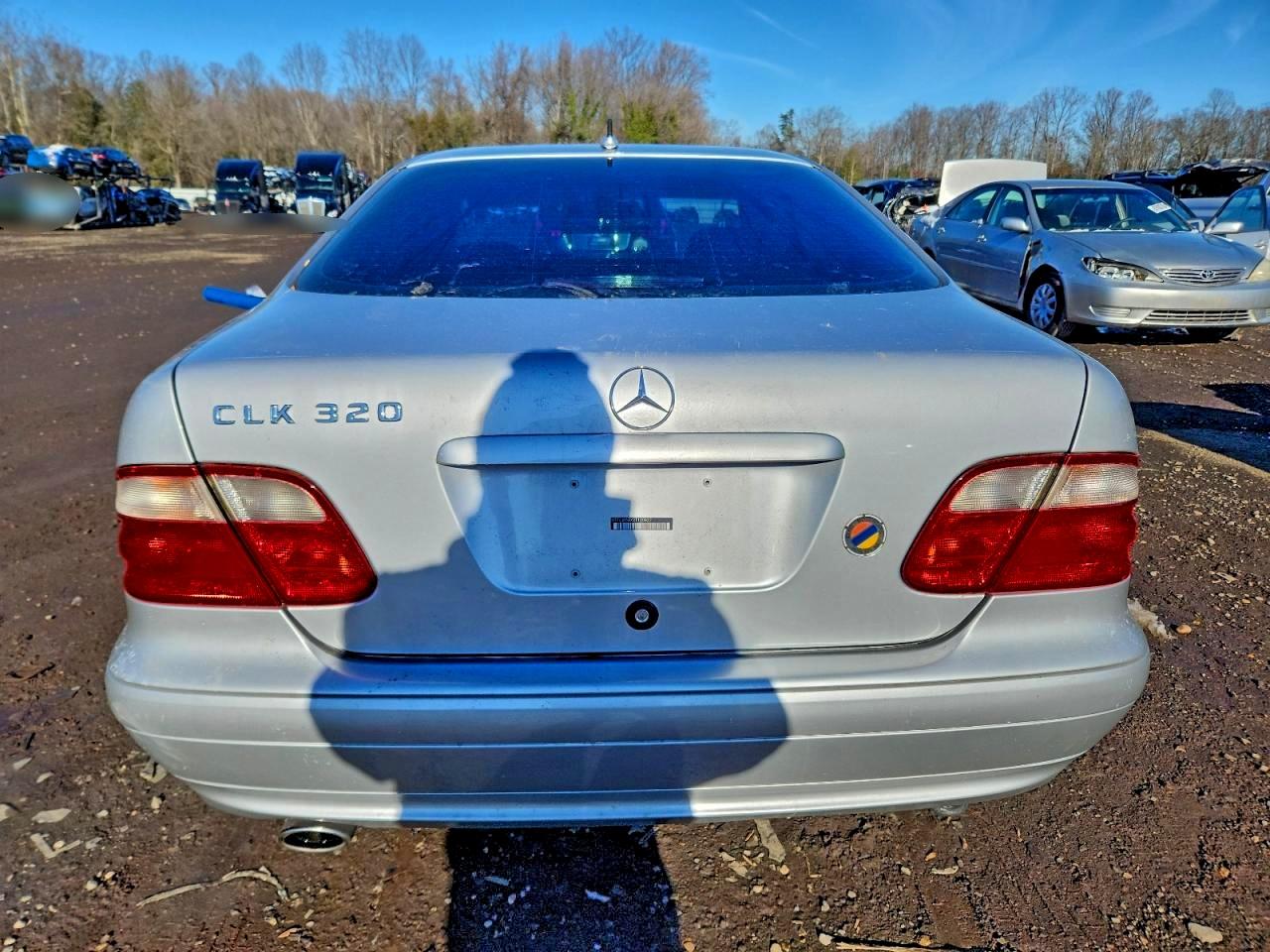 2002 MERCEDES-BENZ CLK 320 photo 6