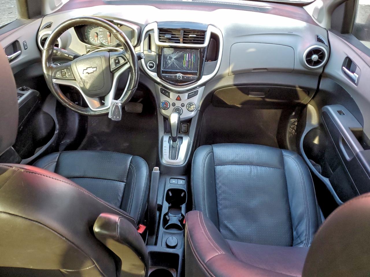 2017 CHEVROLET SONIC PREMIER photo 8