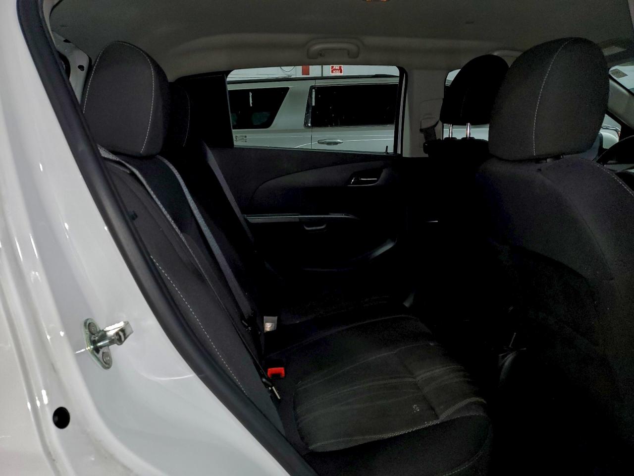 2014 CHEVROLET SONIC LT photo 10