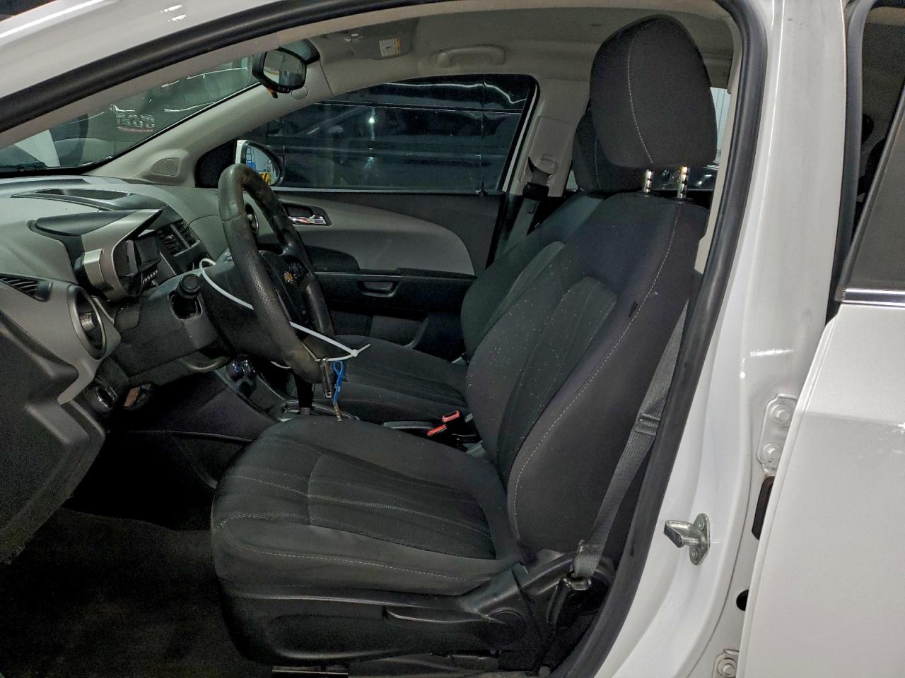 2014 CHEVROLET SONIC LT photo 7