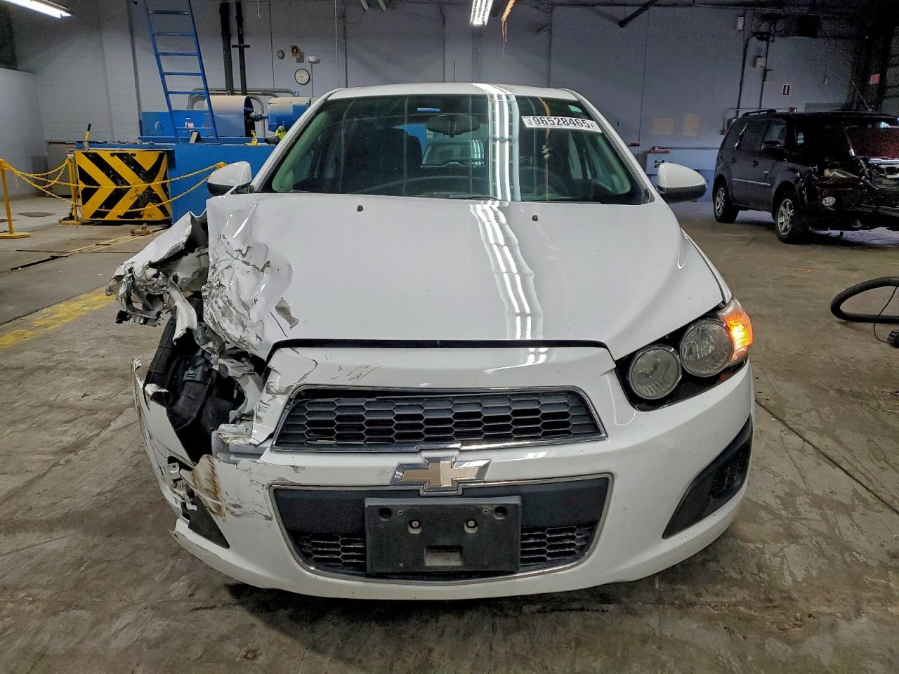 2014 CHEVROLET SONIC LT photo 5