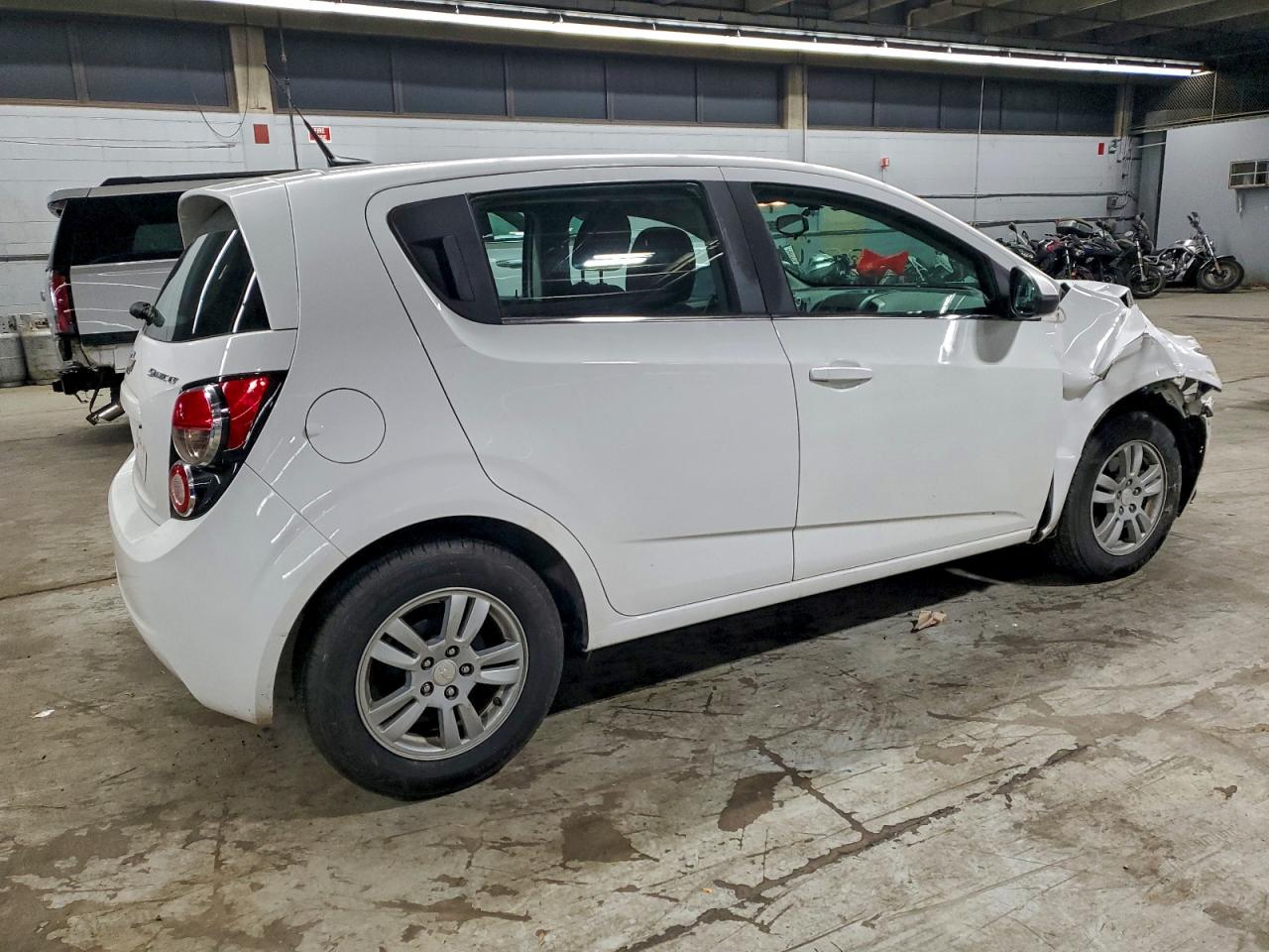 2014 CHEVROLET SONIC LT photo 3