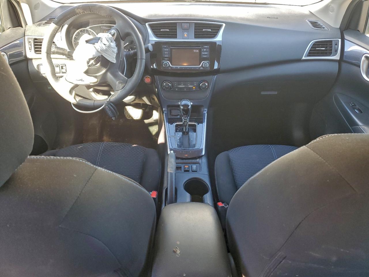 2017 NISSAN SENTRA S photo 8