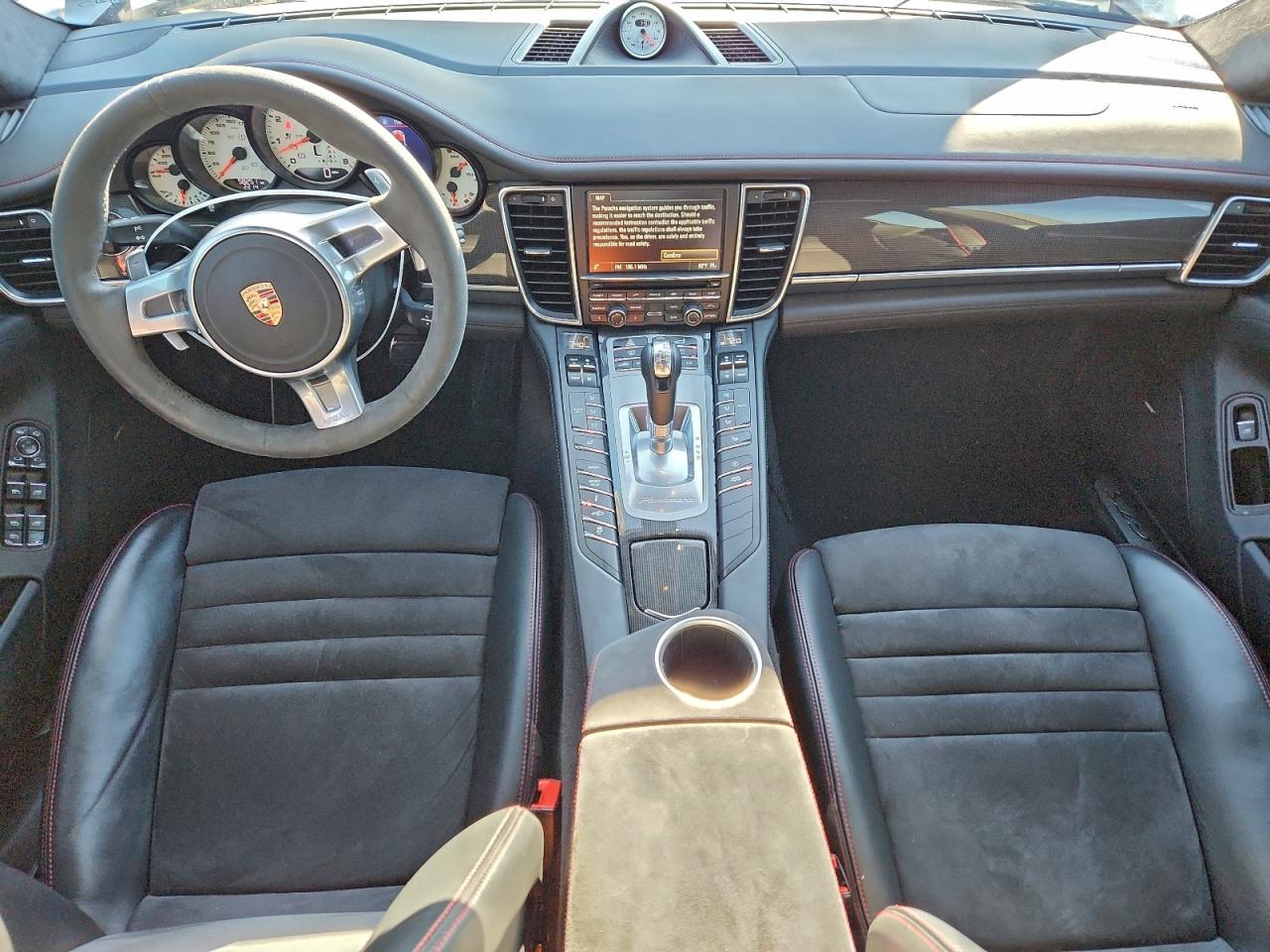 2014 PORSCHE PANAMERA GTS photo 8