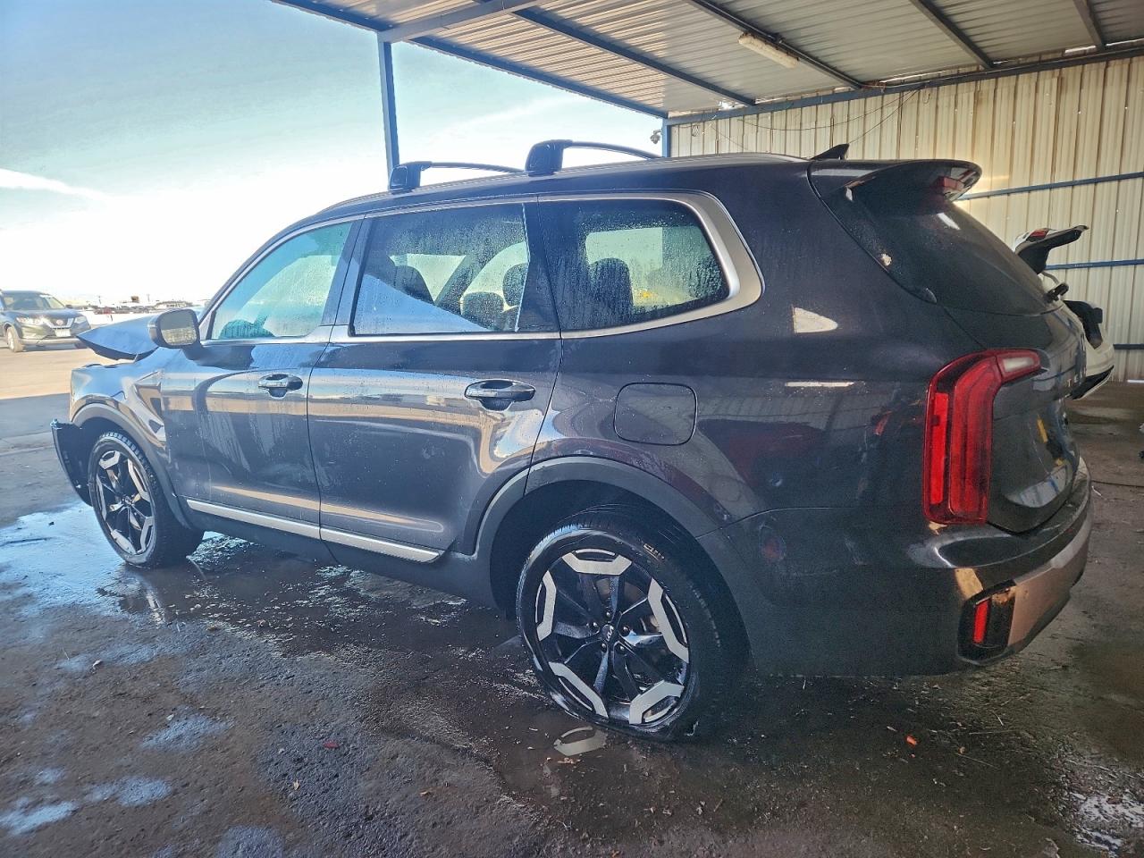 2025 KIA TELLURIDE S photo 2