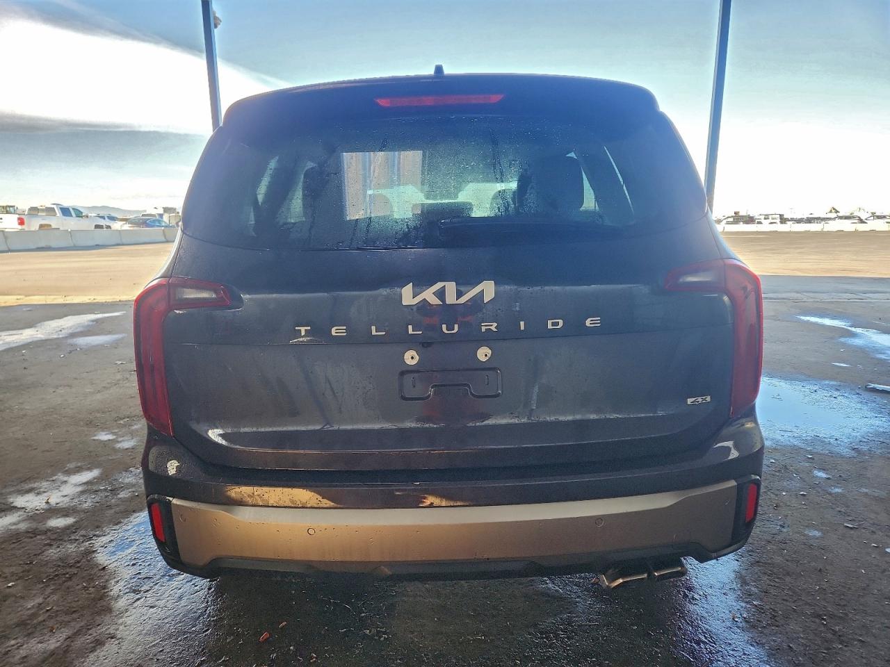 2025 KIA TELLURIDE S photo 6
