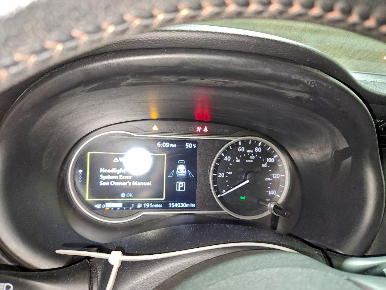 2019 NISSAN KICKS S photo 9