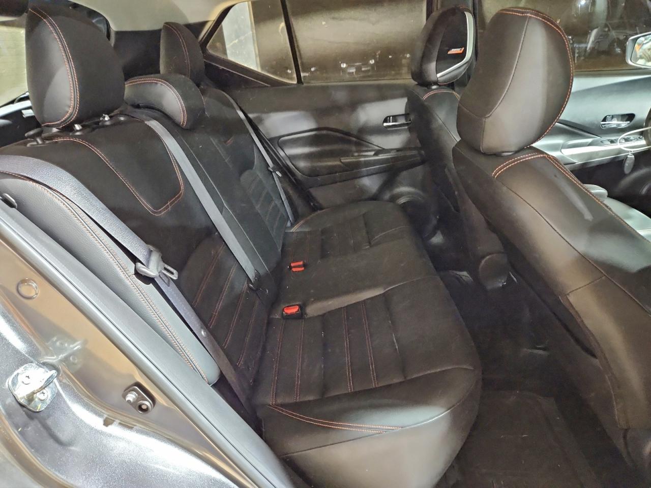 2019 NISSAN KICKS S photo 11