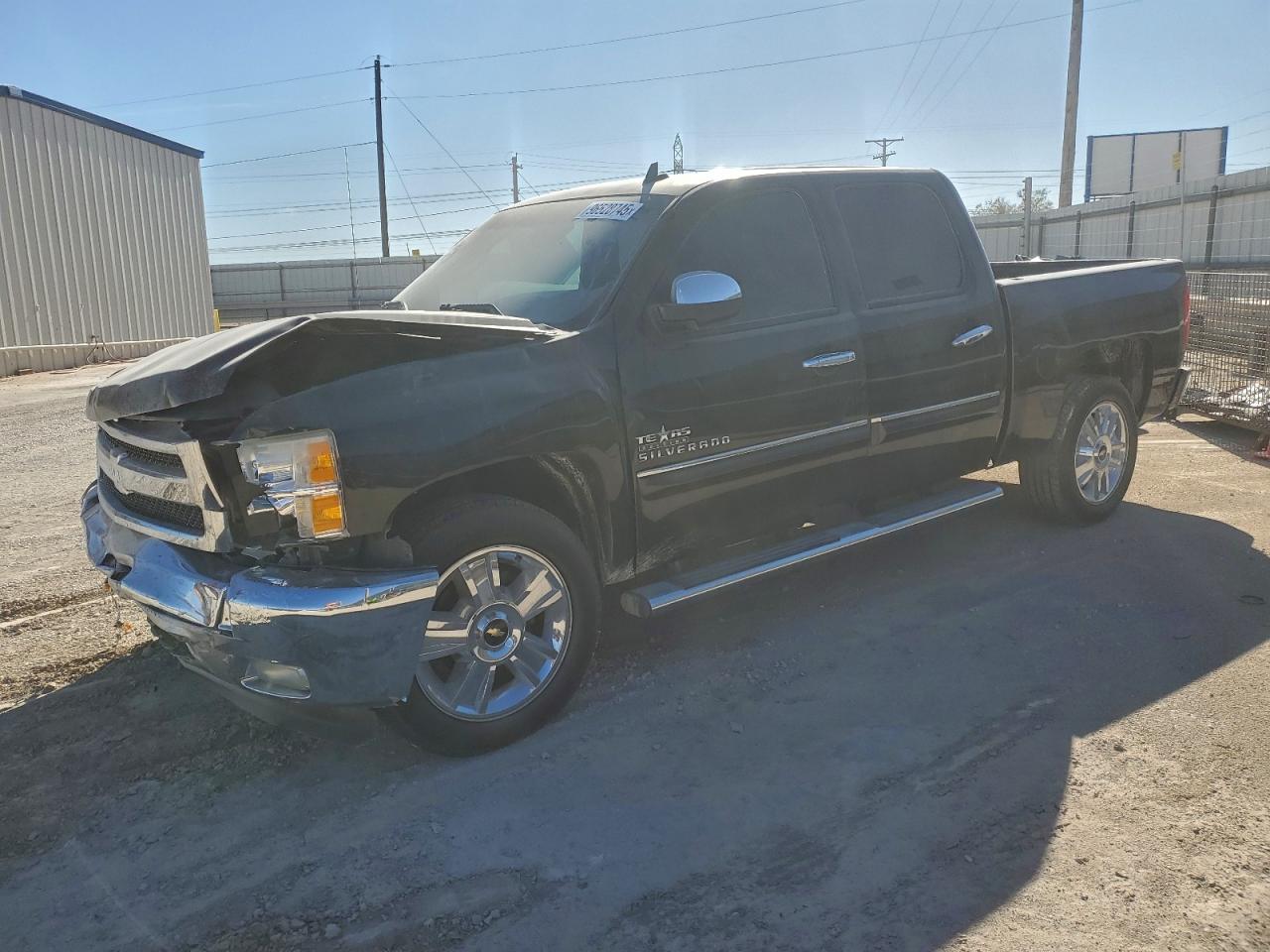 2013 CHEVROLET SILVERADO C1500 LT — FRONT END damage — photo 1