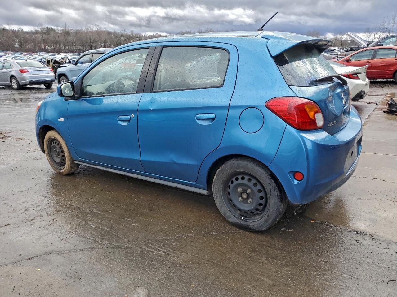 2015 MITSUBISHI MIRAGE DE photo 2