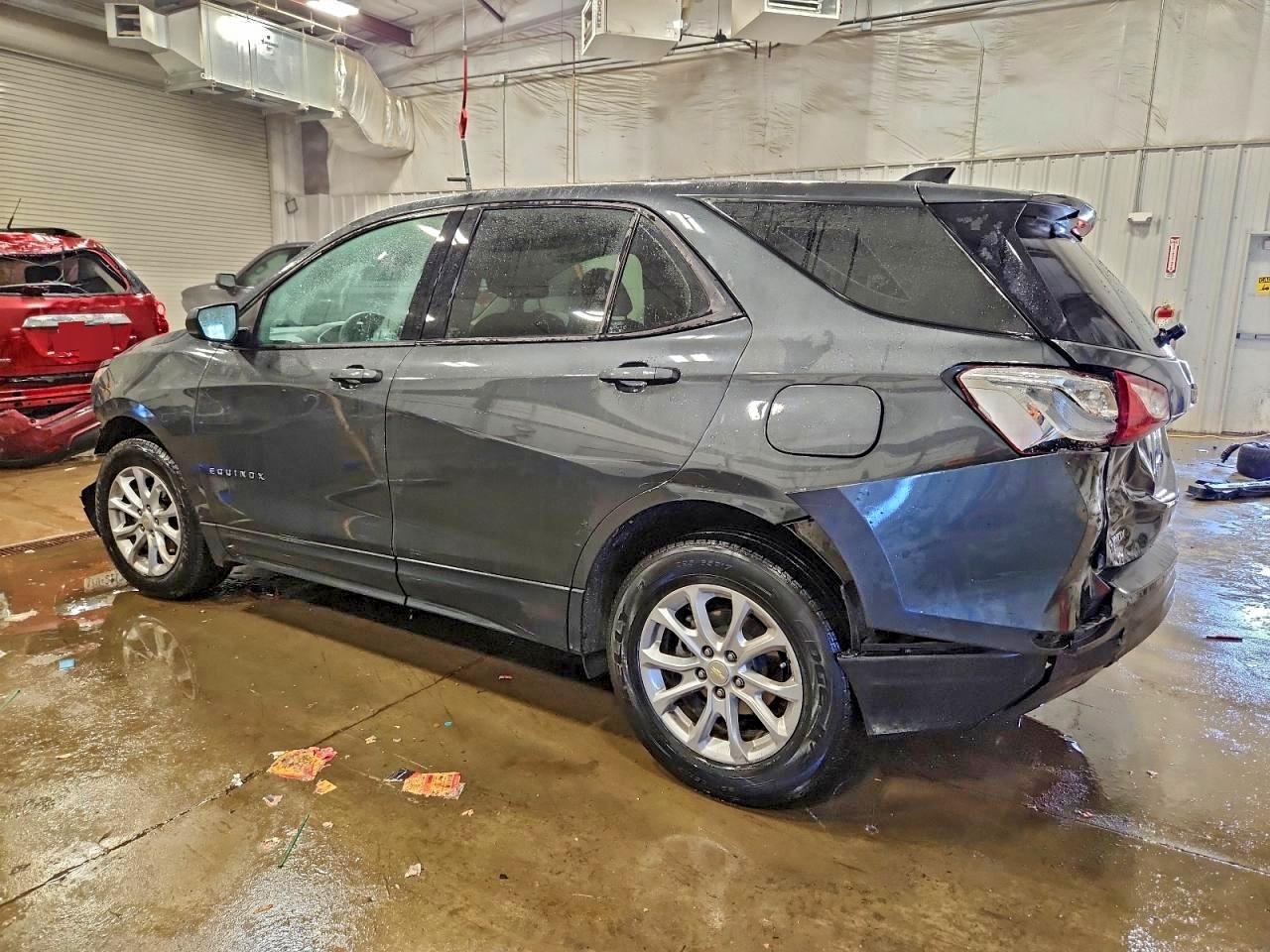 2019 CHEVROLET EQUINOX LS photo 2