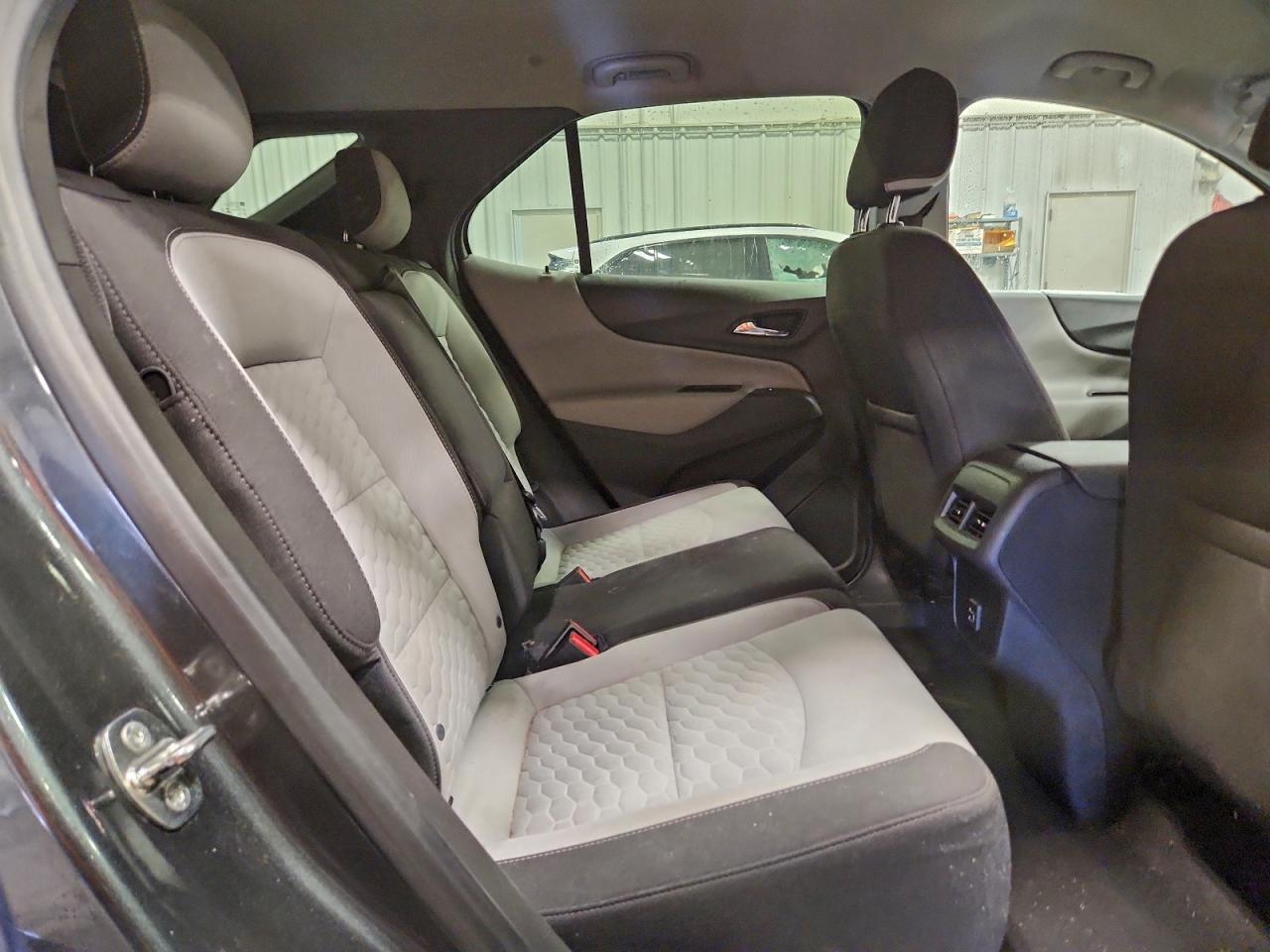 2019 CHEVROLET EQUINOX LS photo 10