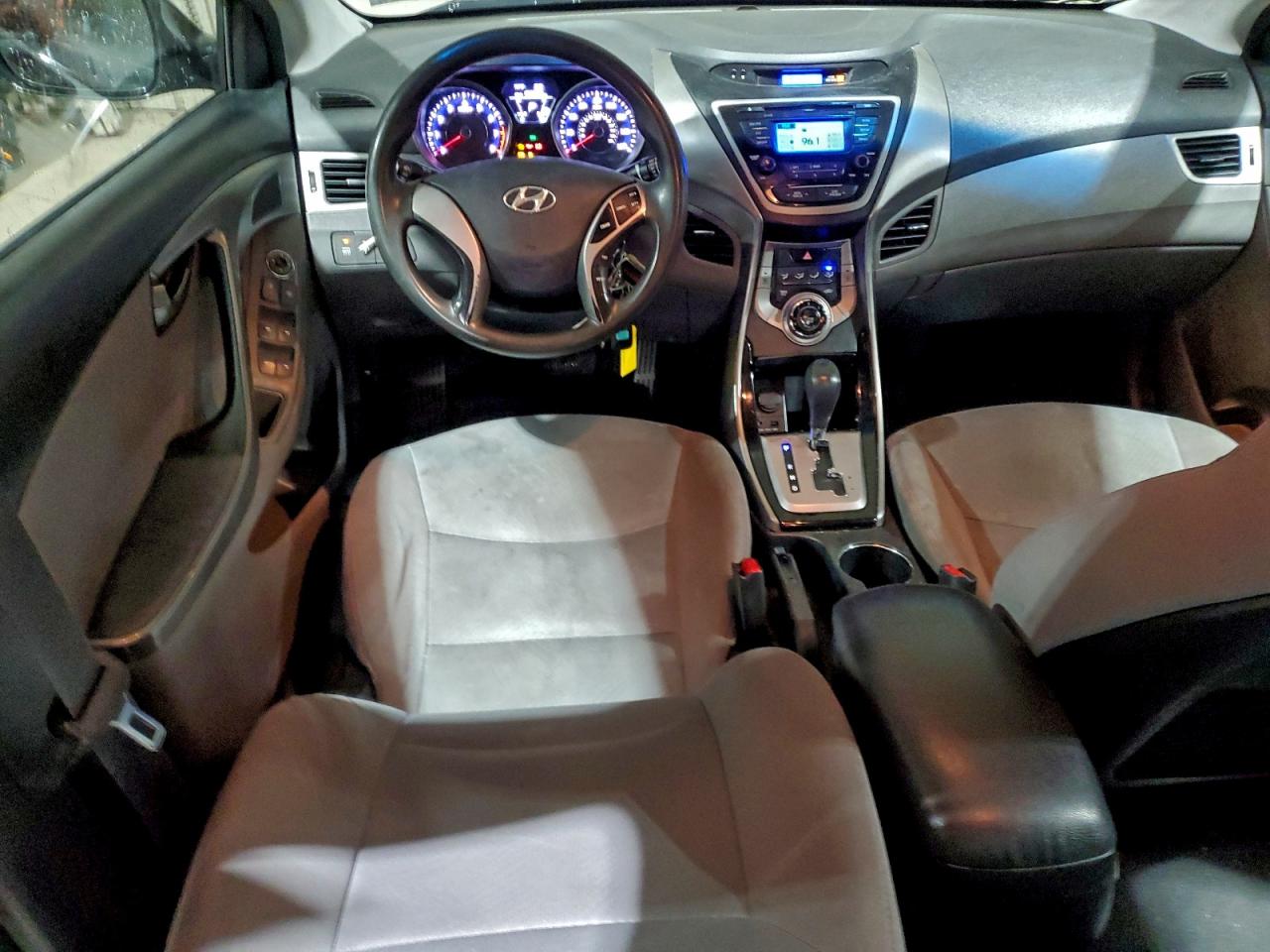 2013 HYUNDAI ELANTRA GLS photo 8
