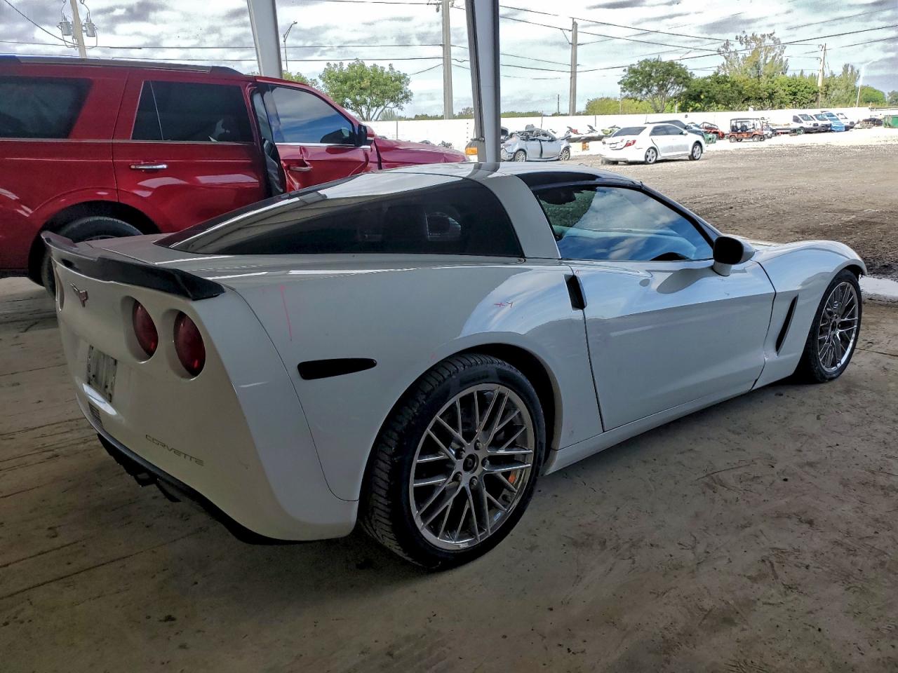 2009 CHEVROLET CORVETTE photo 3