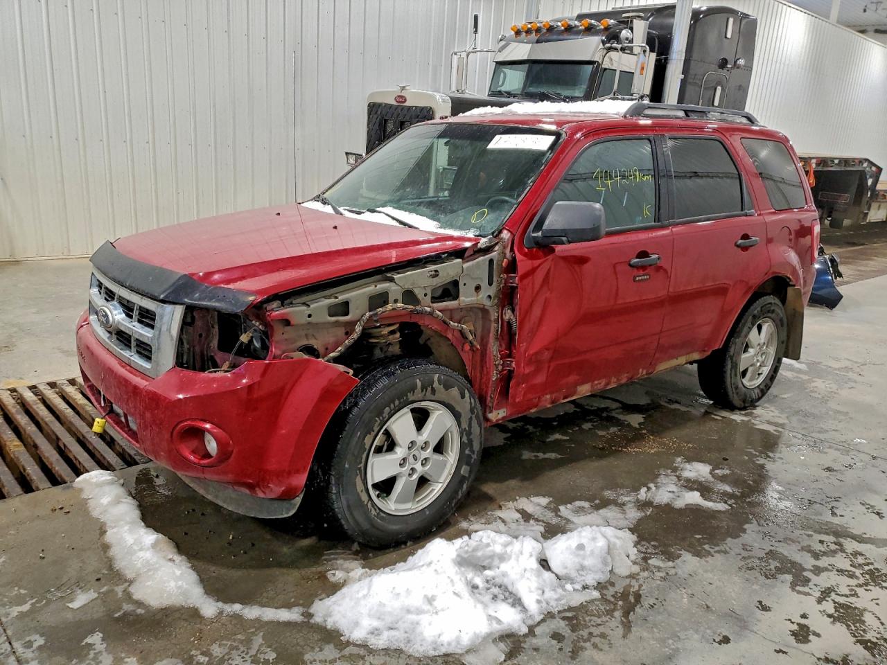 2010 FORD ESCAPE XLT — SIDE damage — photo 1
