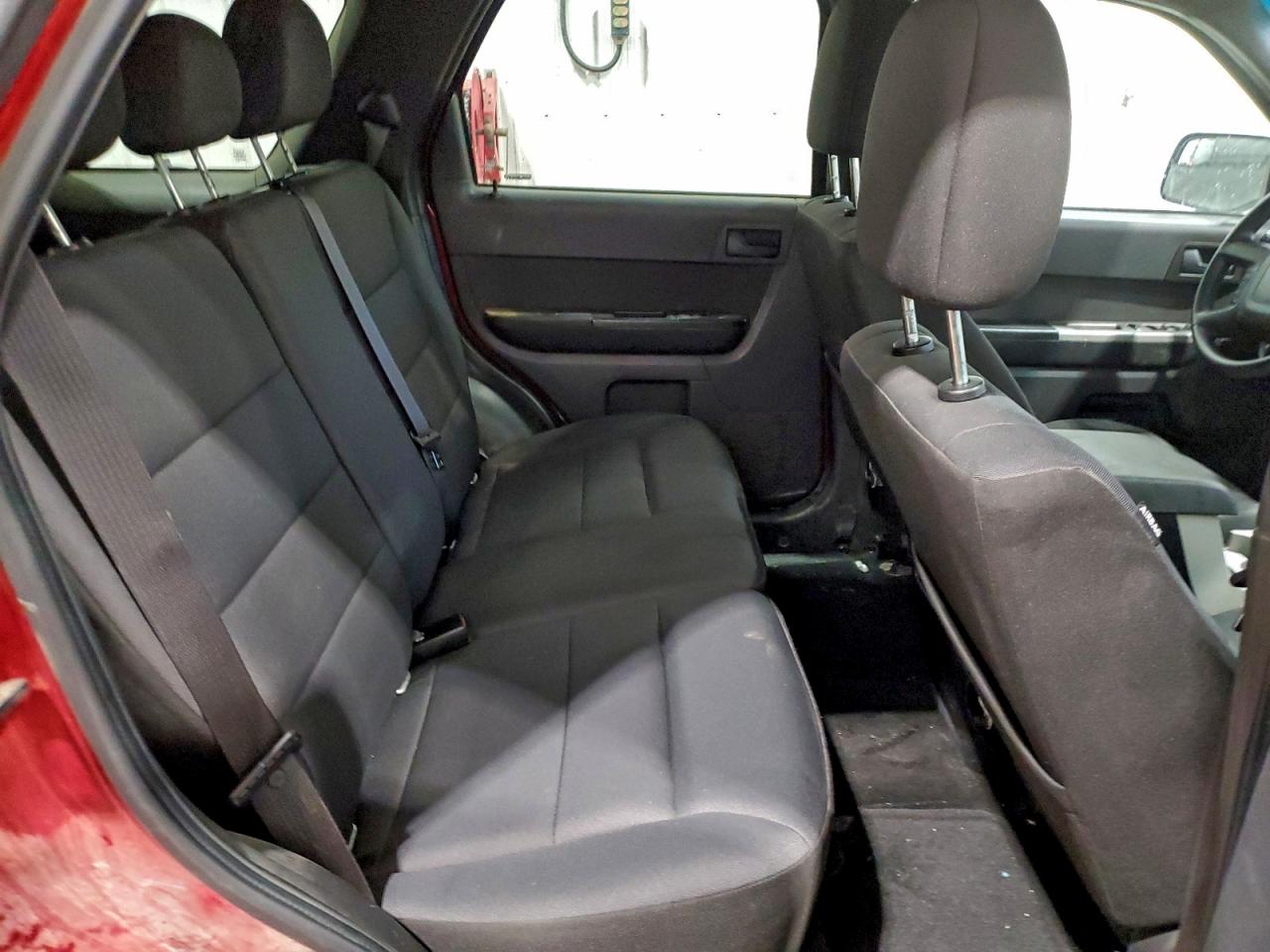 2010 FORD ESCAPE XLT photo 10