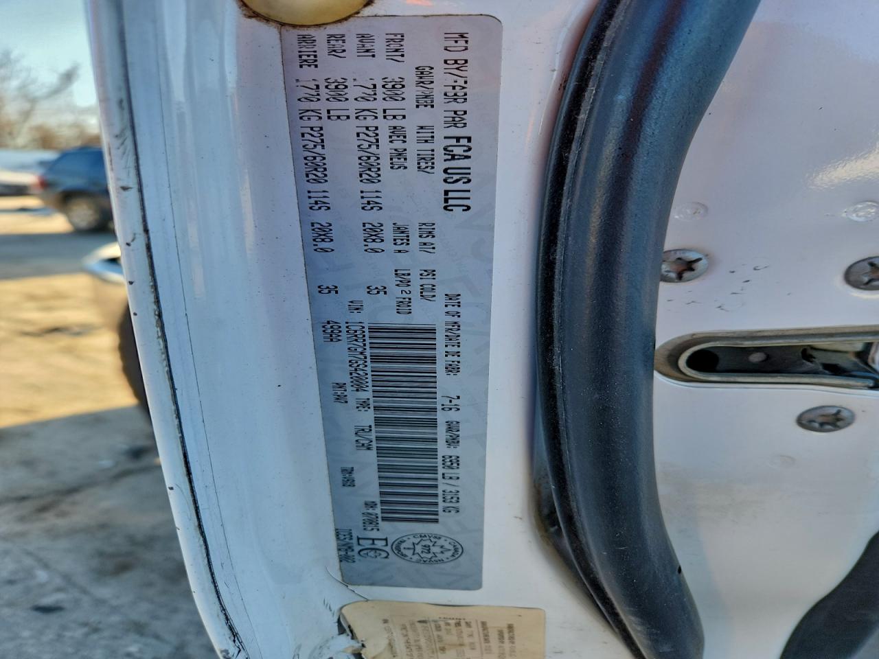 2016 RAM 1500 SLT photo 40