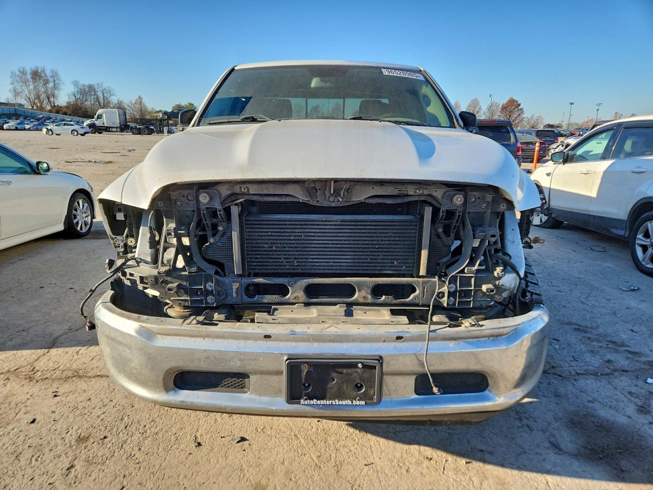 2016 RAM 1500 SLT photo 13