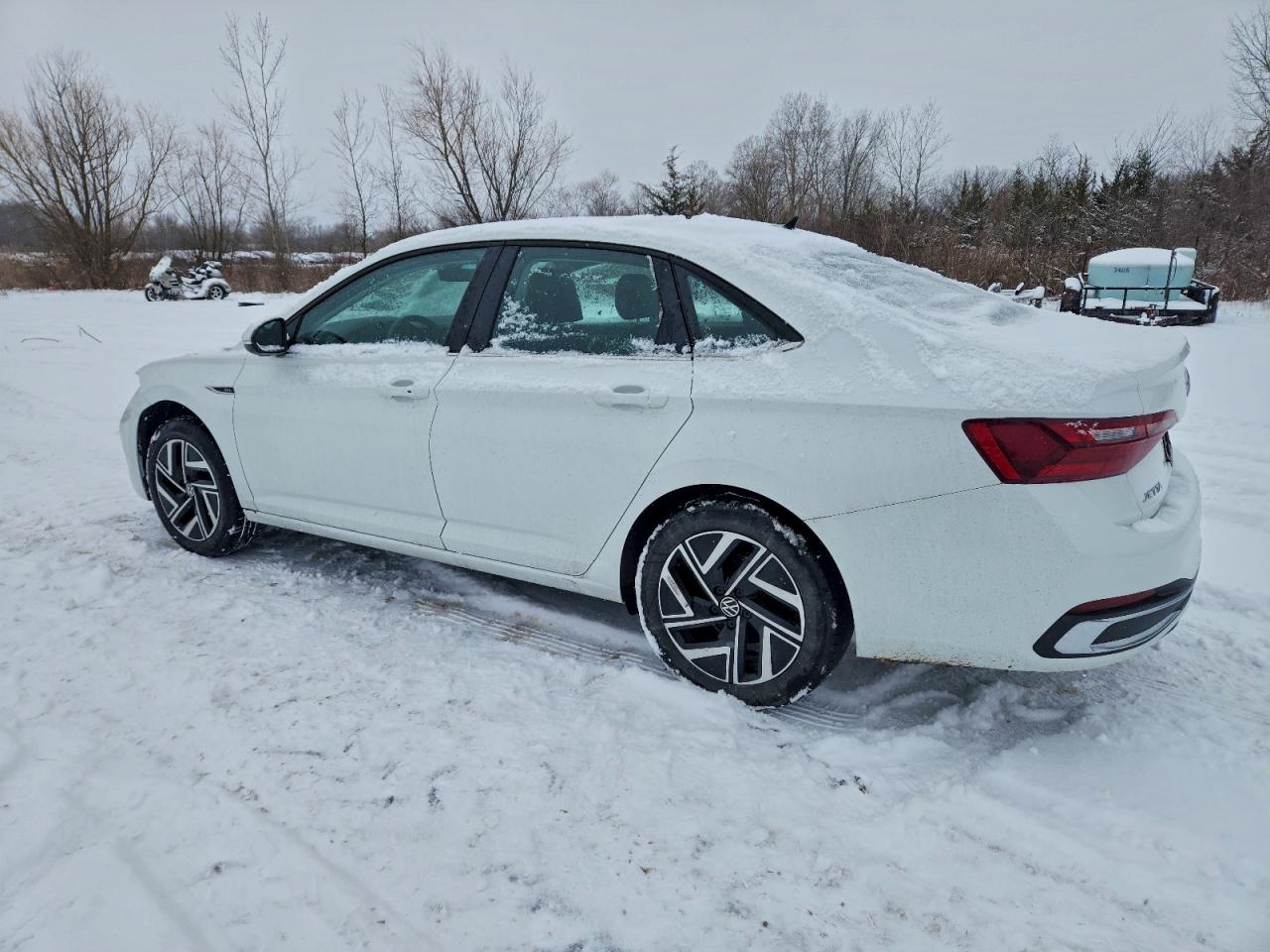 2024 VOLKSWAGEN JETTA SEL photo 2