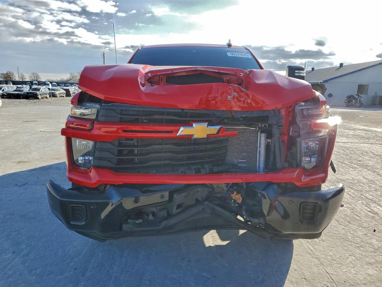 2025 CHEVROLET SILVERADO K2500 CUSTOM photo 5