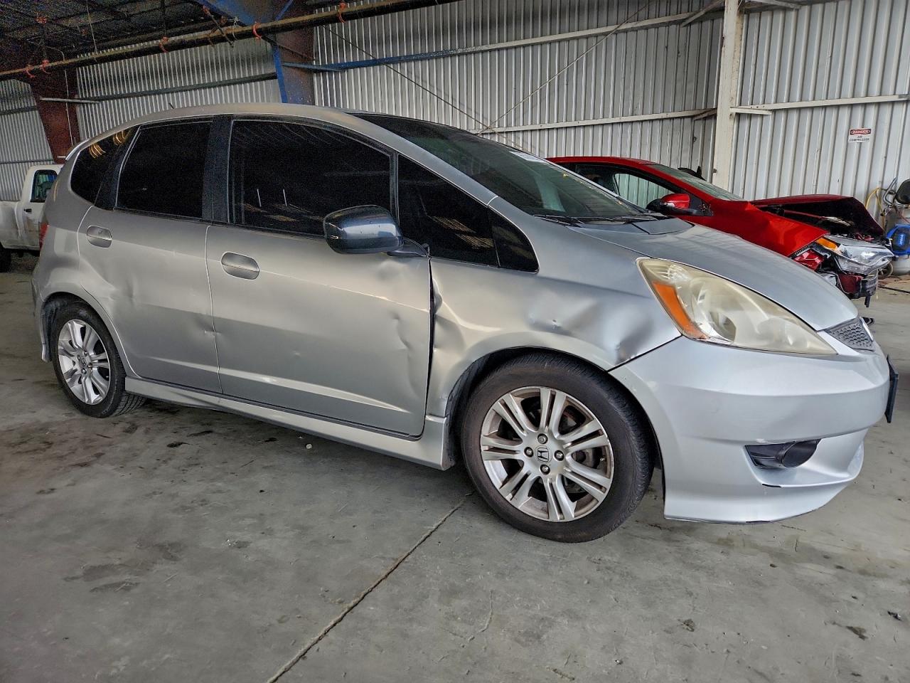 2011 HONDA FIT SPORT photo 4