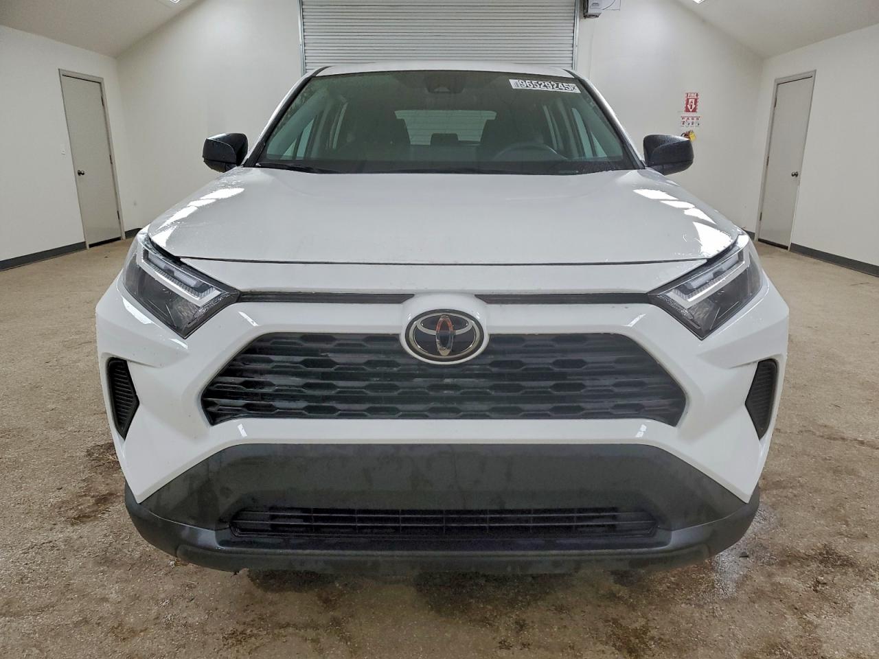 2025 TOYOTA RAV4 LE photo 9