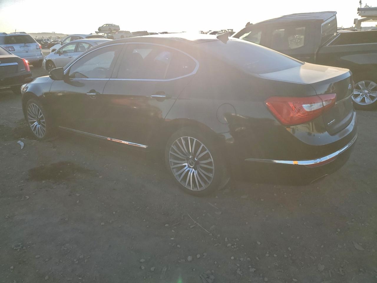 2015 KIA CADENZA PREMIUM photo 2