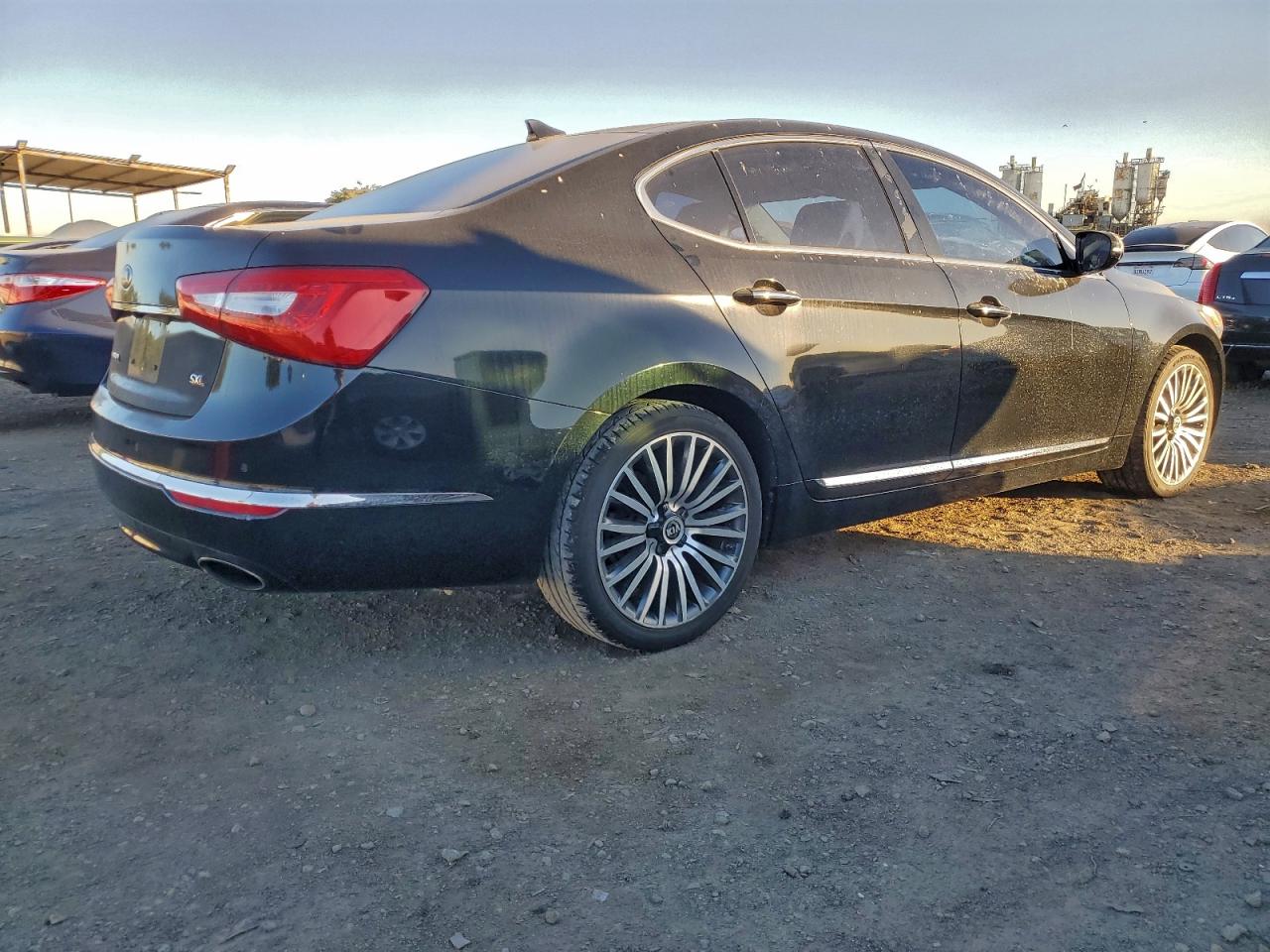2015 KIA CADENZA PREMIUM photo 3