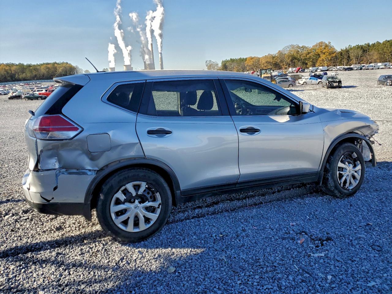 2016 NISSAN ROGUE S photo 3