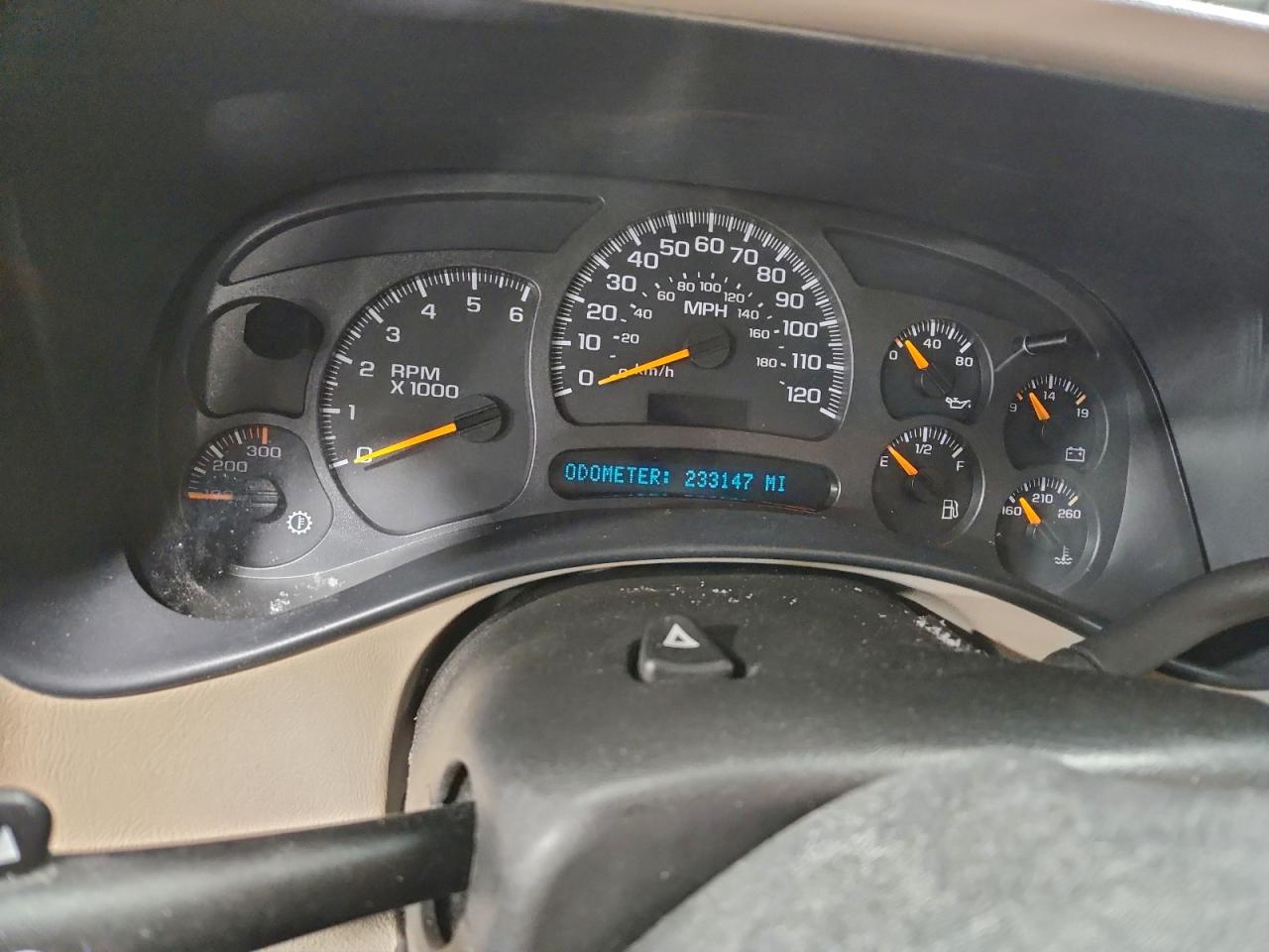 2005 CHEVROLET SUBURBAN K2500 photo 9