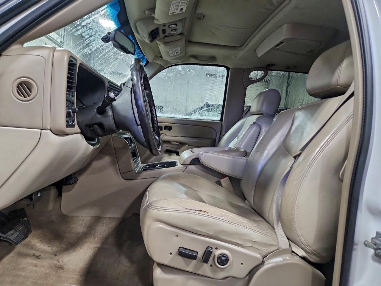 2005 CHEVROLET SUBURBAN K2500 photo 7