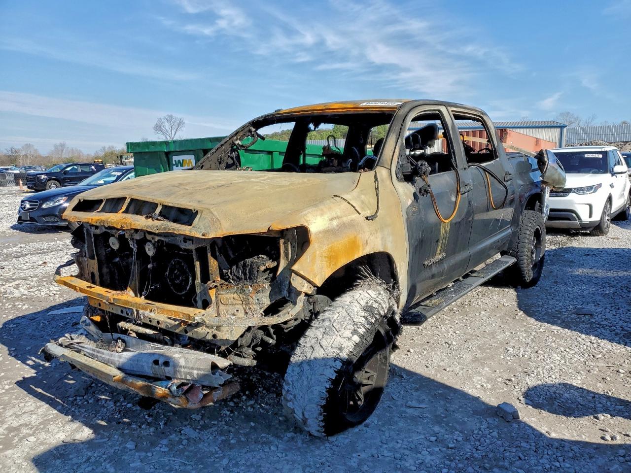 2018 TOYOTA TUNDRA