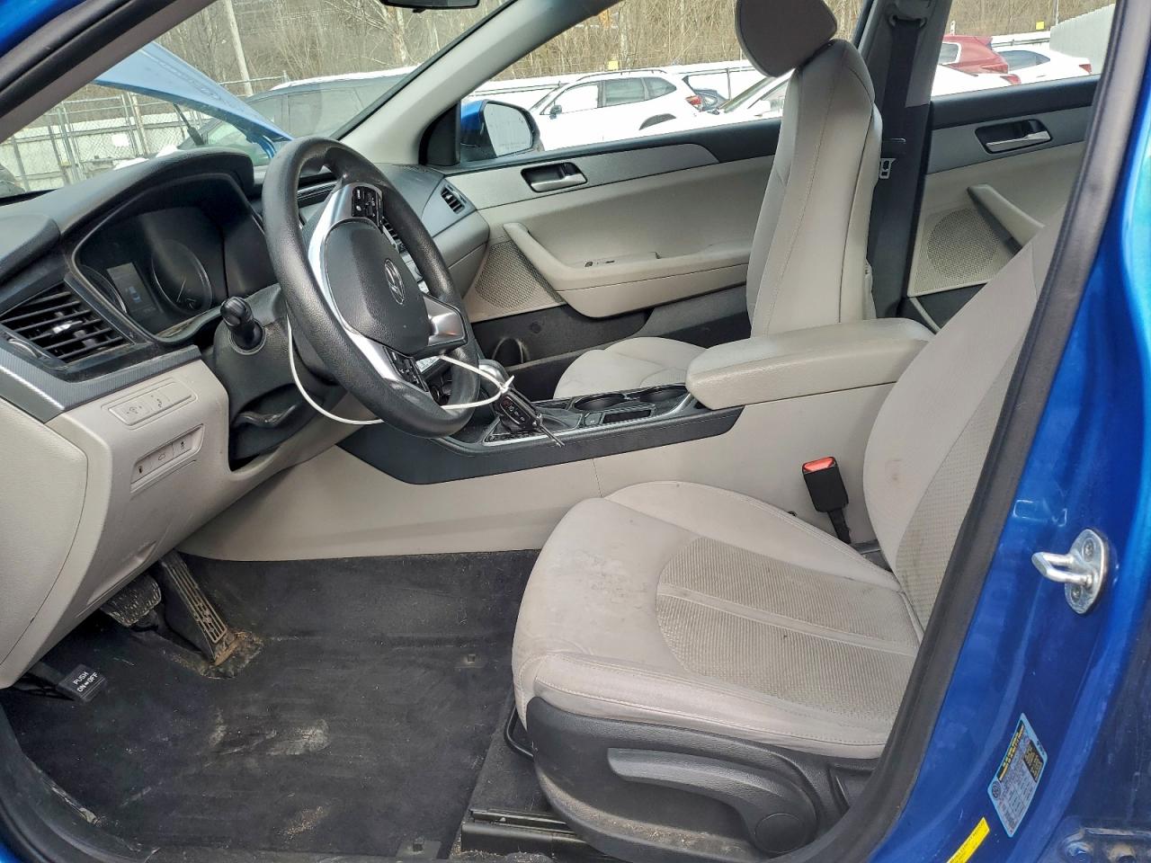 2018 HYUNDAI SONATA SE photo 7