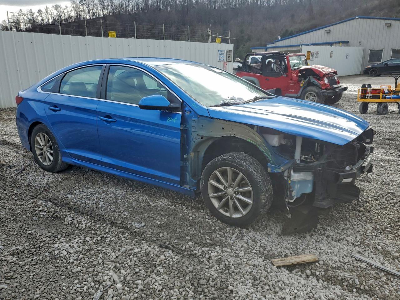 2018 HYUNDAI SONATA SE photo 4