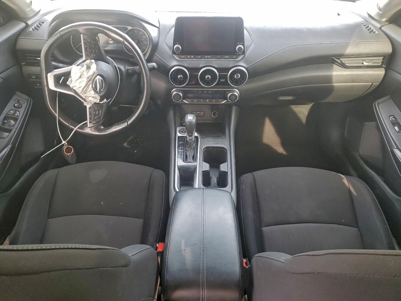 2022 NISSAN SENTRA SV photo 8