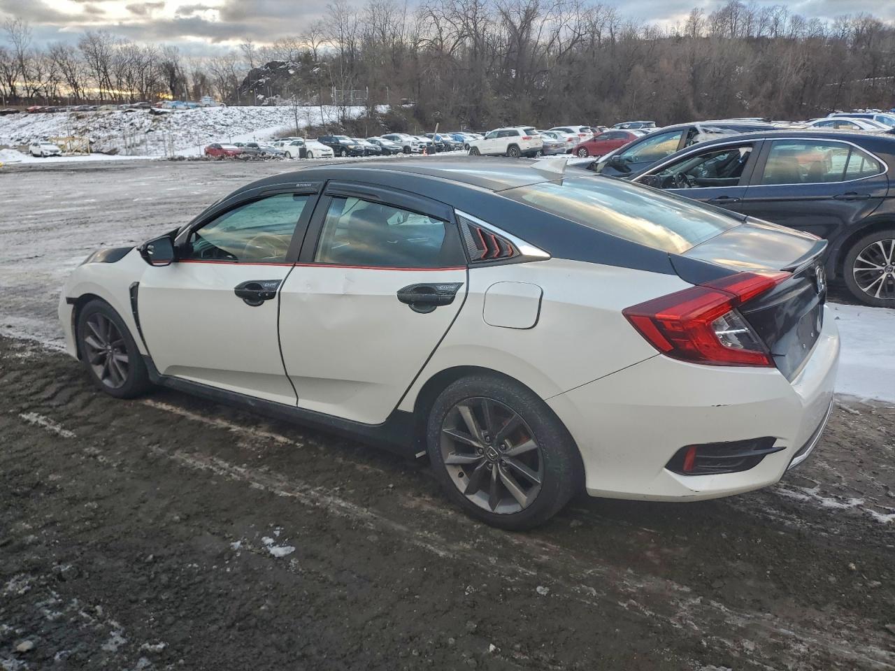 2020 HONDA CIVIC EX photo 2