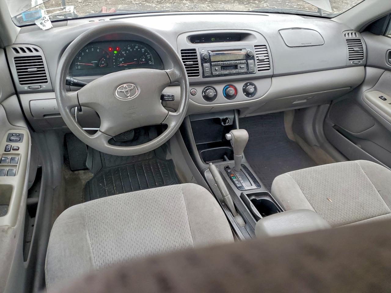 2003 TOYOTA CAMRY photo 8