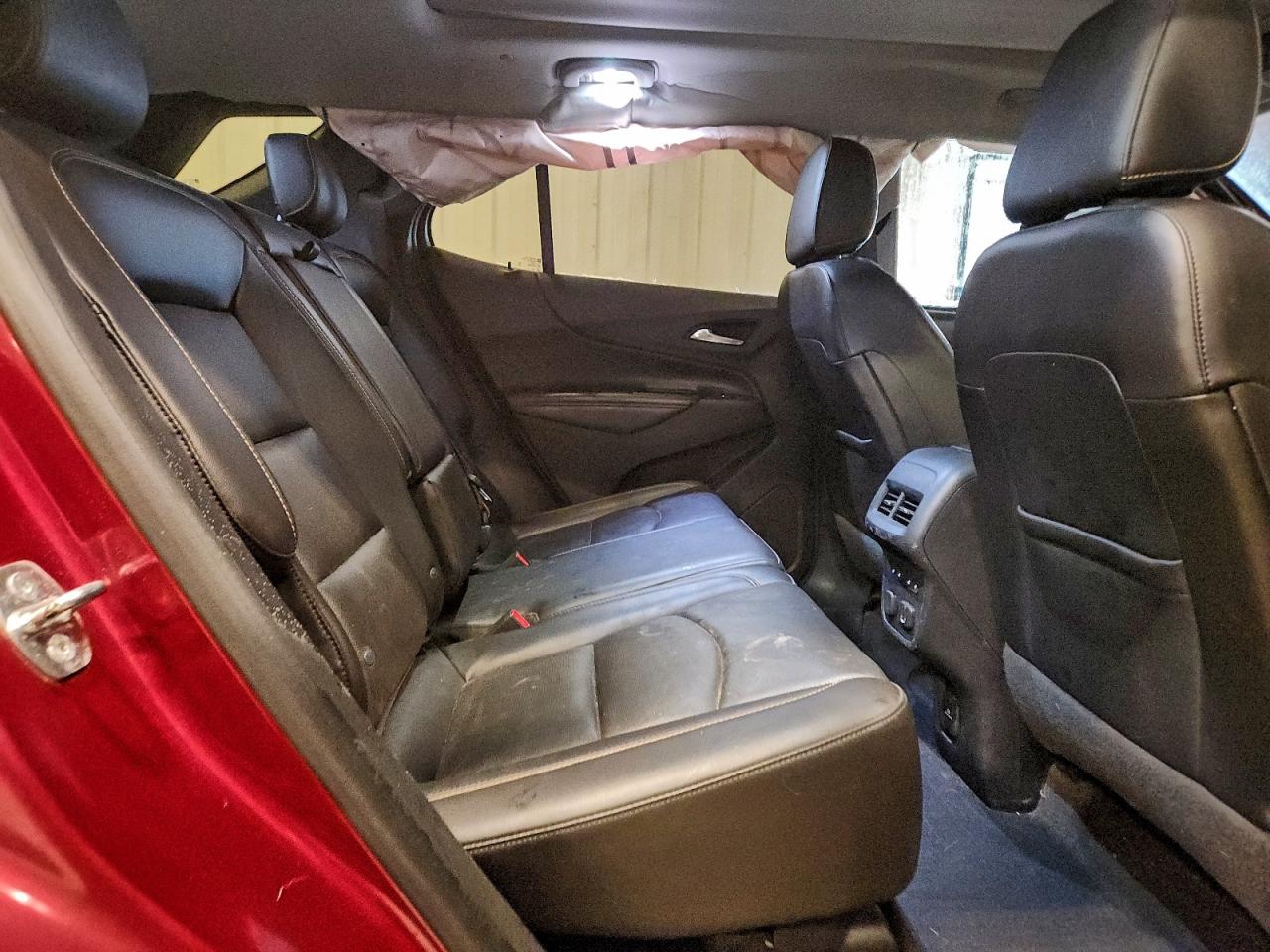 2018 CHEVROLET EQUINOX PREMIER photo 11