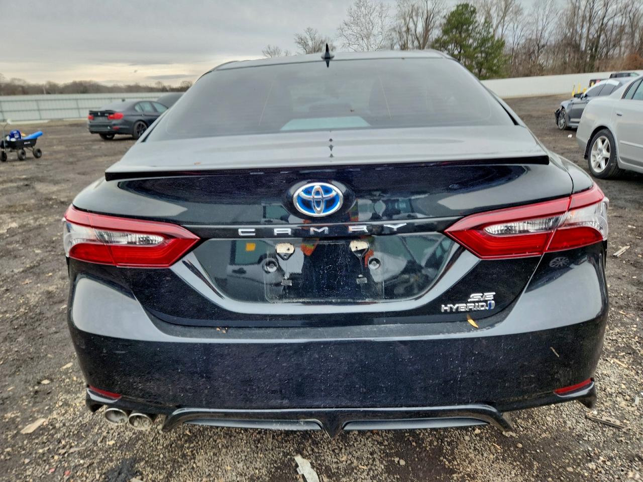 2022 TOYOTA CAMRY NIGHT SHADE photo 6