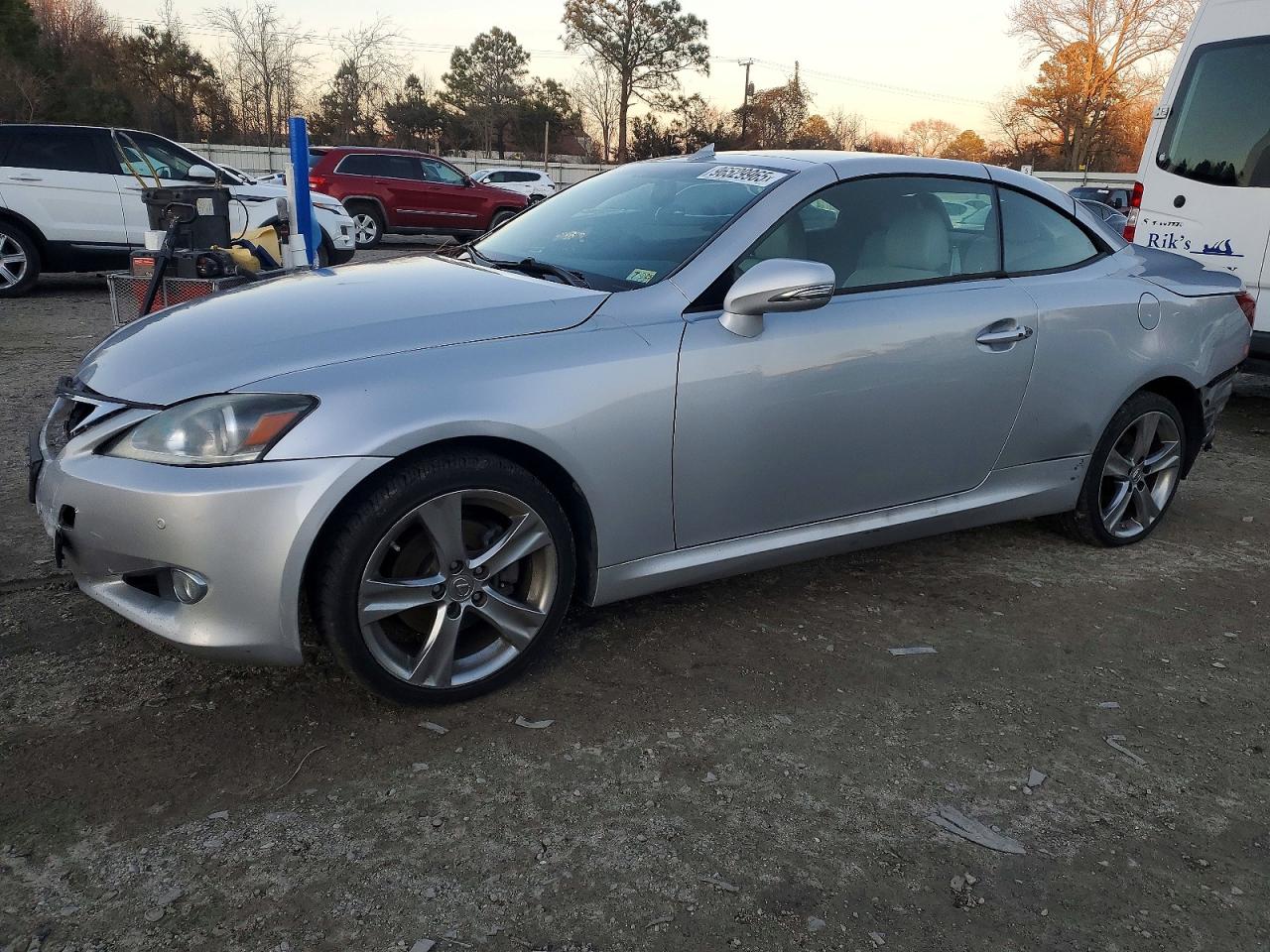 2012 LEXUS IS