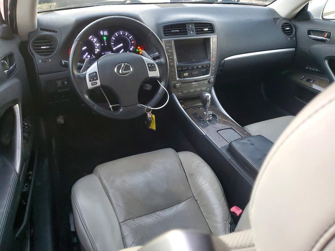 2012 LEXUS IS 250 photo 8