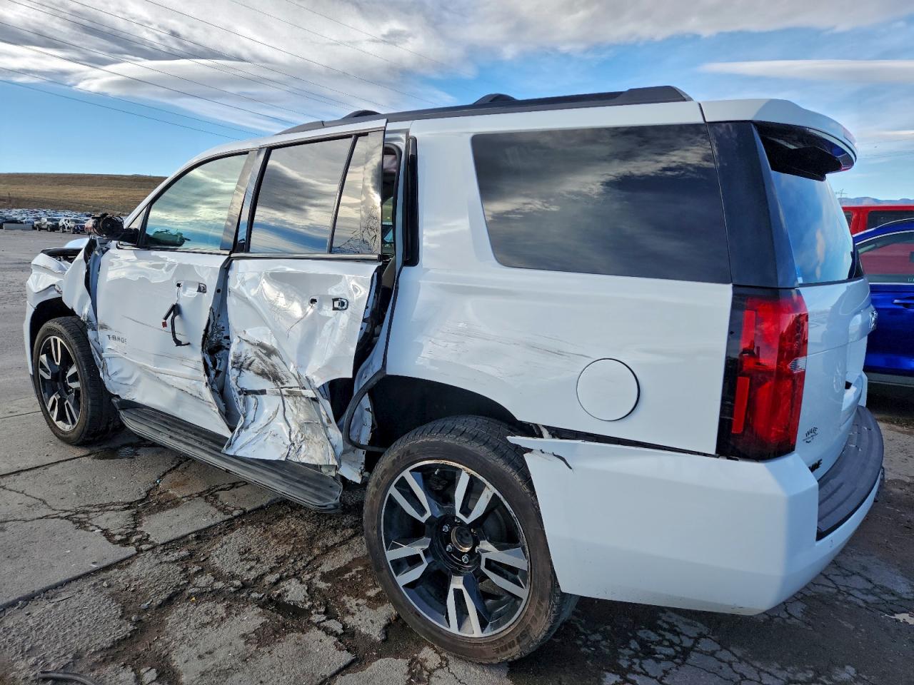 2020 CHEVROLET TAHOE K1500 PREMIER photo 3