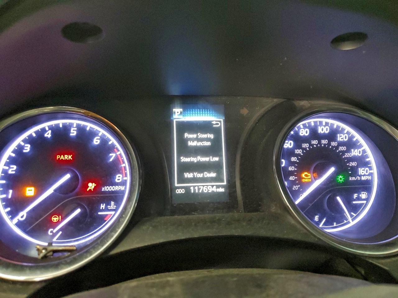 2019 TOYOTA CAMRY L photo 17