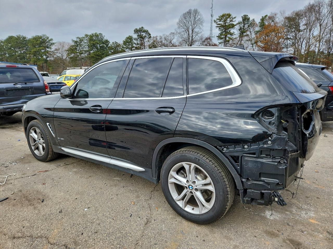 2018 BMW X3 XDRIVE30I photo 3