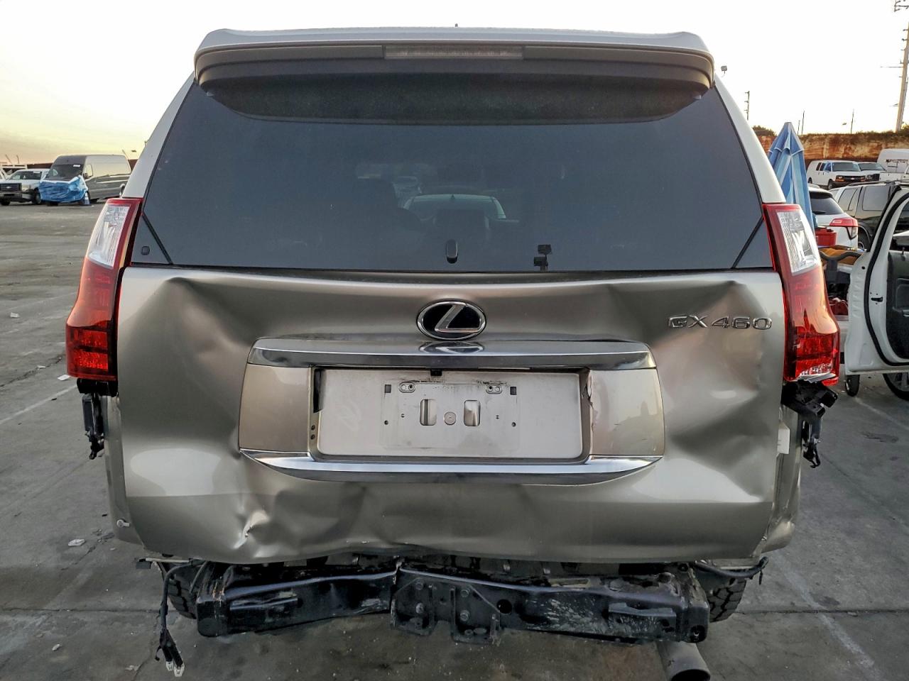 2022 LEXUS GX photo 6