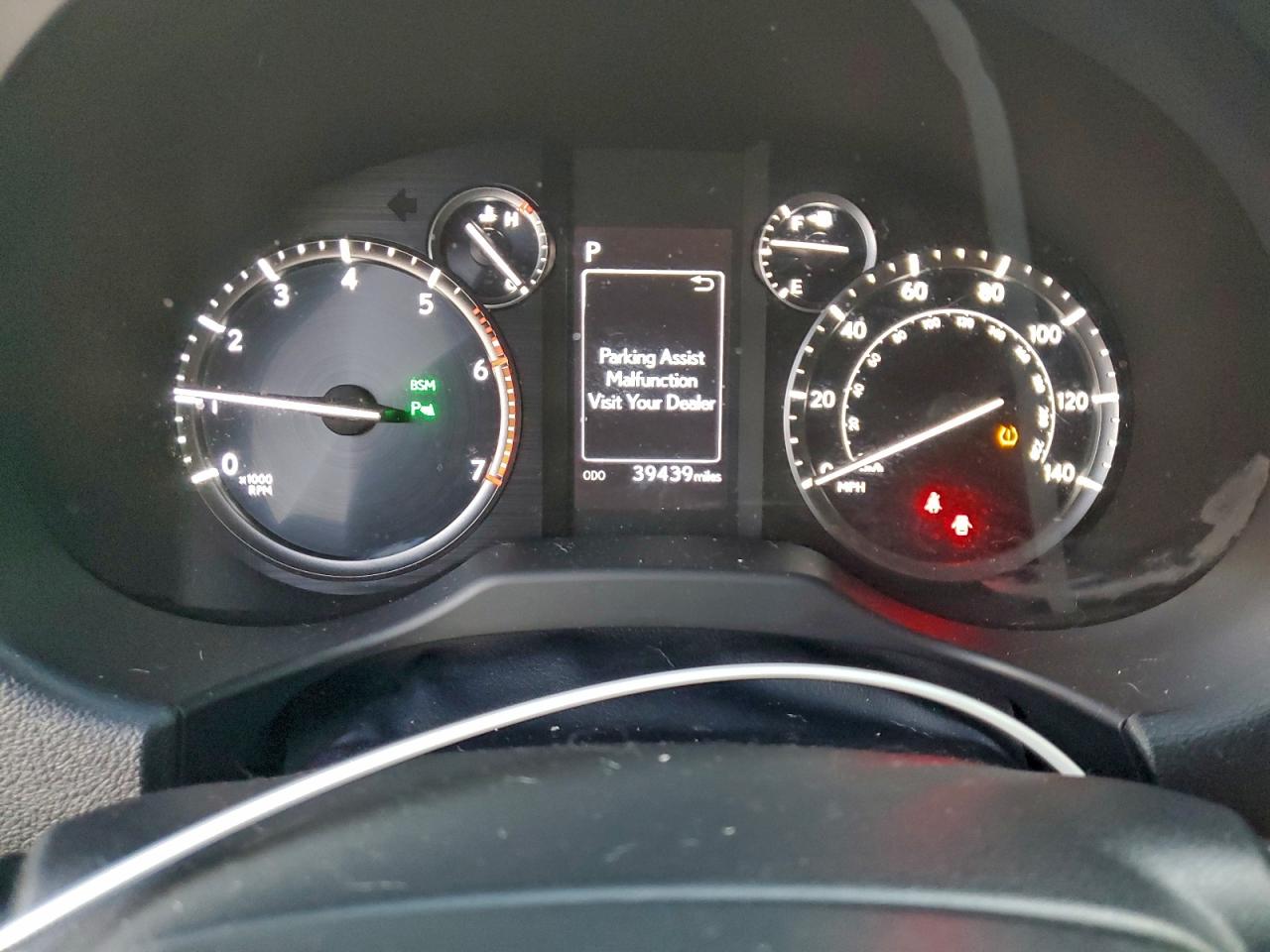 2022 LEXUS GX photo 9