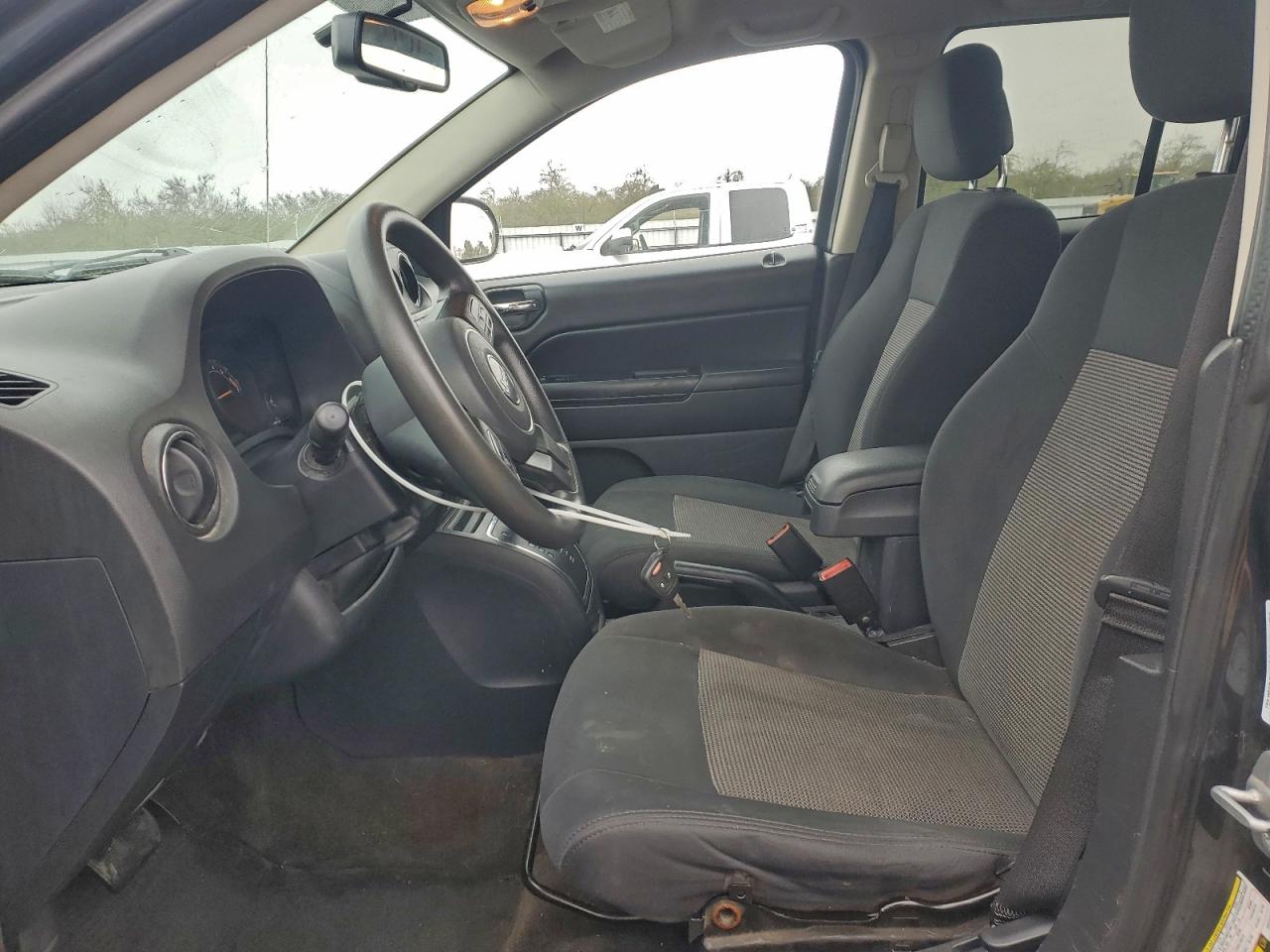 2014 JEEP COMPASS SPORT photo 13