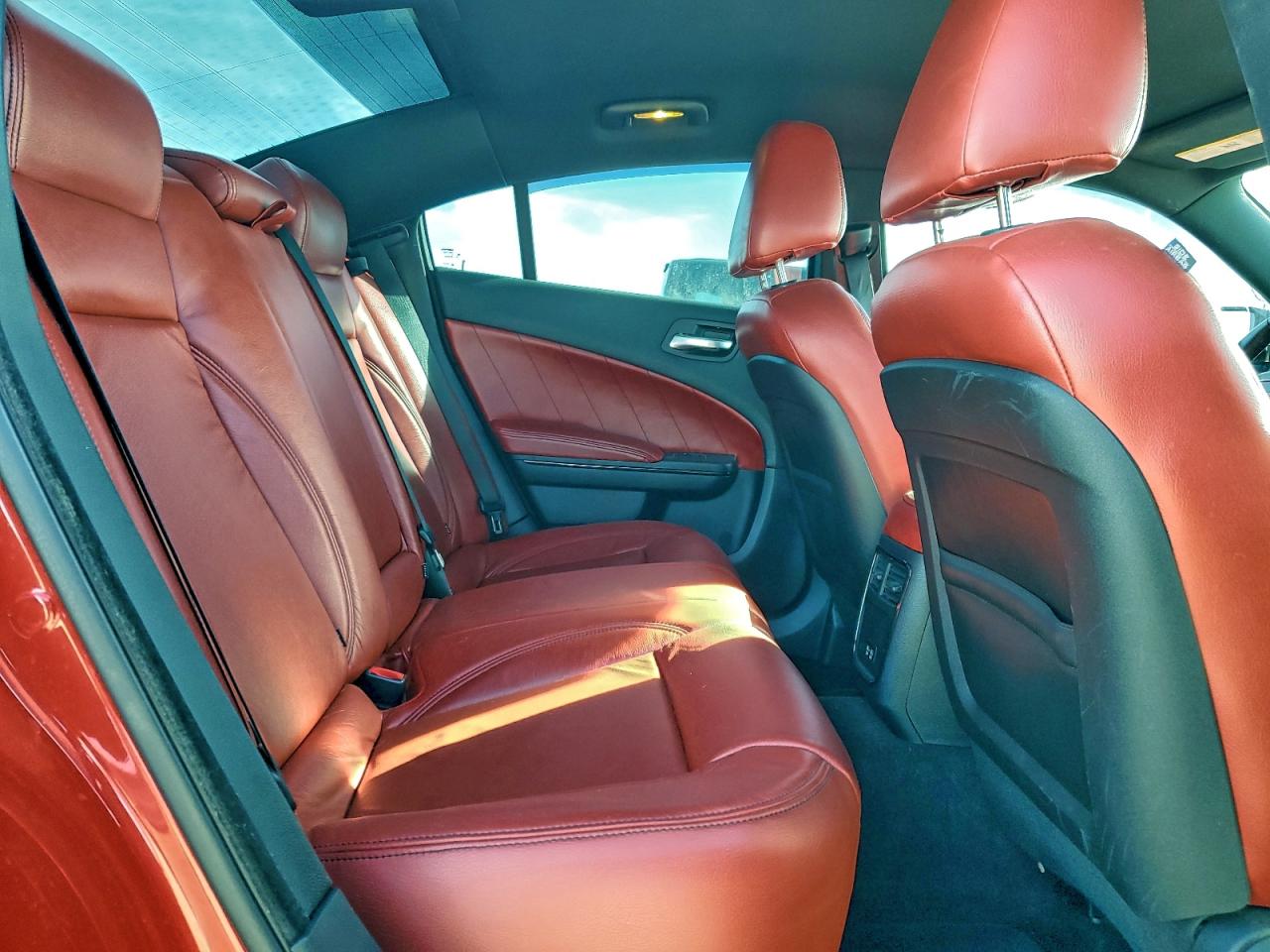 2018 DODGE CHARGER SXT photo 10